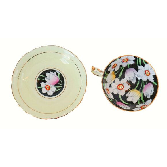 Paragon Bone China Tea Cup & Saucer Set With Floral Black Interior & Gold Trim - Picture 3 of 5